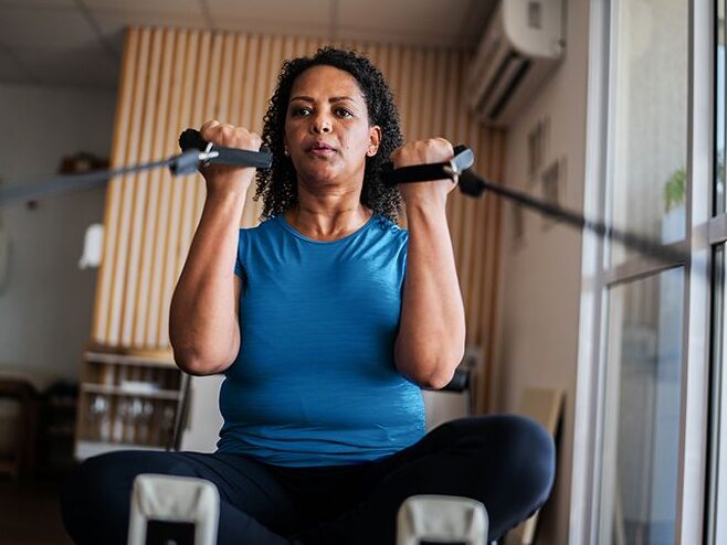 Cómo saber si tiene sobrepeso mediante el IMC, el RFM y más