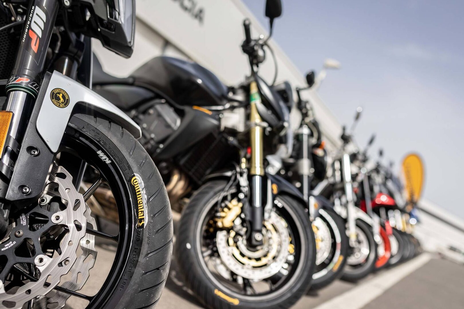 Tabla de conversión de unidades de presión: PSI, BAR y kPa